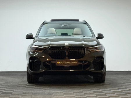 2023 BMW X5 - view 2