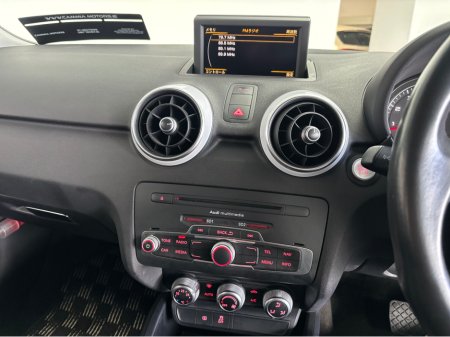 2014 Audi A1 - thumbnail 8