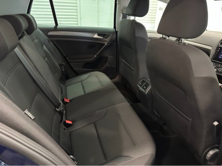 2020 Volkswagen Golf (202) GOLF 2.0TDI COMFORTLINE DSG LOW KMS VW/AUDI SPECIALISTS WWW.DENISDARCYCARS.IE €24,950 thumbnail