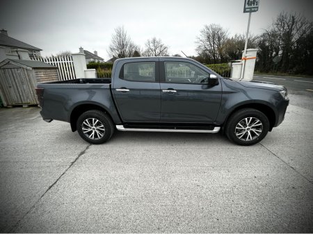 2026 Isuzu D-MAX LS AUTO 5 SEATER €333 ROAD TAX thumbnail