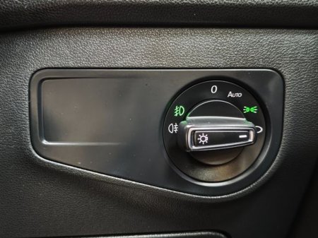 2017 Volkswagen Tiguan - thumbnail 36