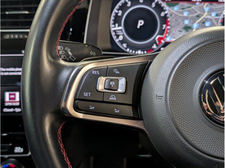 2018 Volkswagen Golf - thumbnail 23