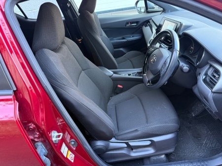 2018 Toyota C-HR - thumbnail 21