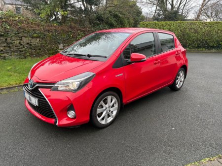 2015 Toyota Yaris HYBRID EXCEL CVT €12,995 thumbnail