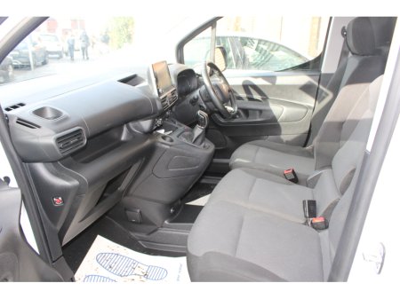 2021 Citroen Berlingo SLIDING SIDE DOOR ENT BLUEHDI 75 MWB 3DR 3 SEAT €13,950 thumbnail