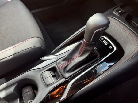 2025 Toyota Corolla - thumbnail 14