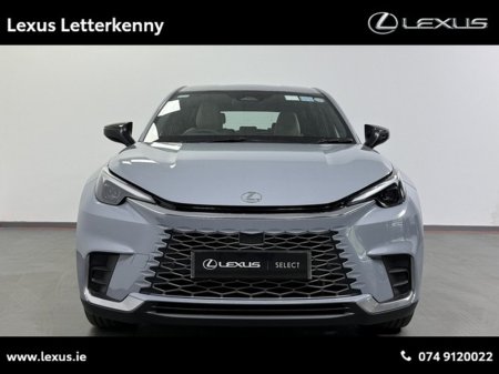 2025 Lexus LBX - photo 4