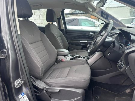 2015 Ford Kuga 4SEATS Commercial €5,950 thumbnail