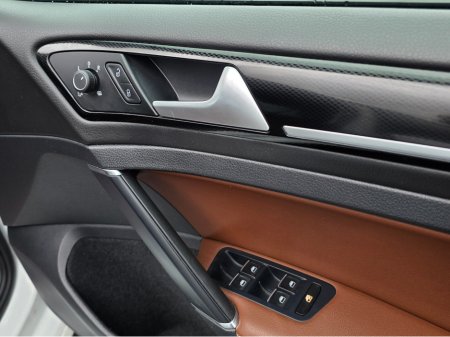 2015 Volkswagen Golf - thumbnail 12