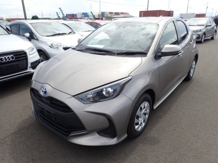 2020 Toyota Yaris YARIS SELF CHARGING HYBRID SOL 5DR HATCHBACK AUTO // IN AS NEW CONDITION INSIDE AND OUT // BUY WITH CONFIDENCE AA AND SIMI APPROVED DEALER 2025 // FINANCE ARRANGED // ALL TRADE INS WELCOME // €17,950