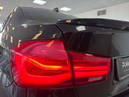 2016 BMW 3 Series - thumbnail 19