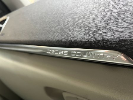 2016 Volvo V40 - thumbnail 16