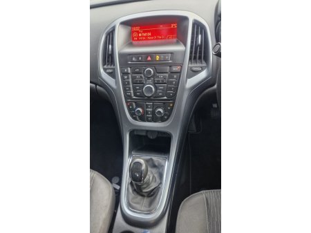 2015 Opel Astra 1.6 CDTI 110PS SC €6,990 thumbnail