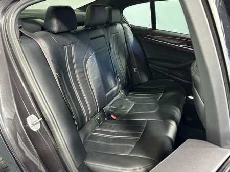 2020 BMW 5 Series - thumbnail 11