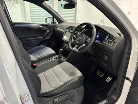 2018 Volkswagen Tiguan - thumbnail 20