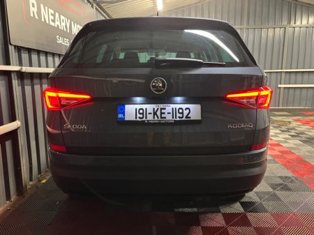 2019 Skoda Kodiaq 2.0 TDI 150HP DSG Ambition 7 Seat €28,950 thumbnail