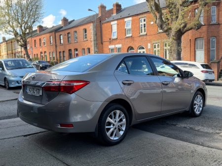 2014 Toyota Corolla - photo 3