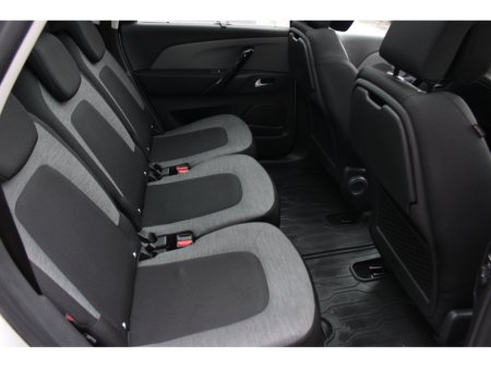 2018 Citroen C4 Picasso 2.0HDI SHINE EDITION 5DR ESTATE AUTOMATIC // 1 OWNER CAR WITH ONLY 63,000 KMS IN MINT CONDITION // BUY WITH CONFIDENCE AA AND SIMI APPROVED DEALER 2026 // FINANCE ARRANGED // TRADE INS WELCOME // €15,950 thumbnail