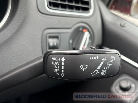 2016 Volkswagen Polo 1.2 , AUTO // LOW MILEAGE €11,950 thumbnail