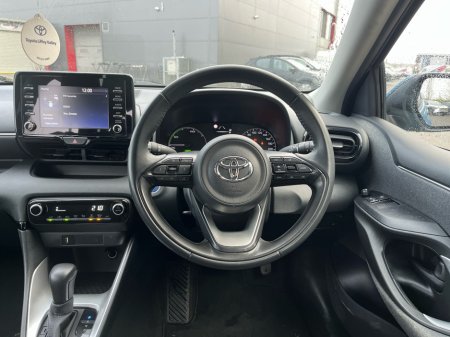 2021 Toyota Yaris - thumbnail 9