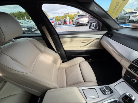 2016 BMW 5 Series - thumbnail 25