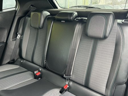 2022 Peugeot 2008 ALLURE 1.2 100 4DR thumbnail