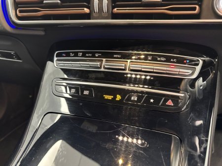 2022 Mercedes-Benz EQC - thumbnail 17