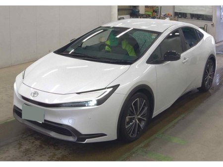 2023 Toyota Prius - photo 2