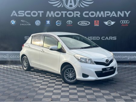 2013 Toyota Vitz Auto