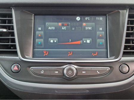 2022 Opel Crossland SRI 1.5TD 110BHP **HALF LEATHER** €18,950 thumbnail