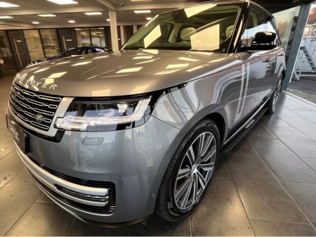 2025 Land Rover Range Rover P550 PHEV AUTOBIOGRAPHY €159,000 thumbnail