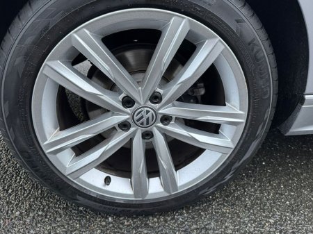 2018 Volkswagen Passat - thumbnail 24