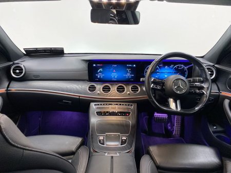 2020 Mercedes-Benz E Class - thumbnail 2