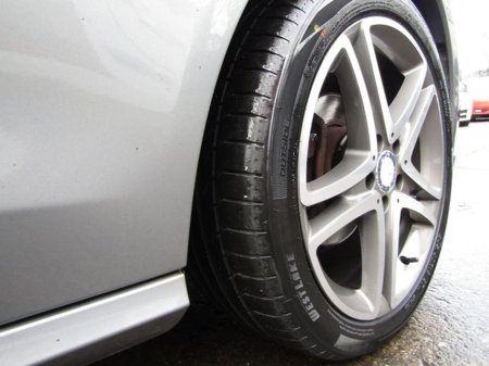 2013 Mercedes-Benz E Class E 200 CDI BE ECO 4DR Auto. LOW KLMS. €12,950 thumbnail