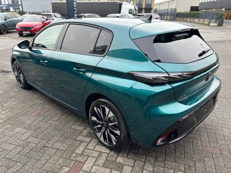 2026 Peugeot 308 1.2 MHEV 145BHP e-DCS6 Allure €35,100 thumbnail