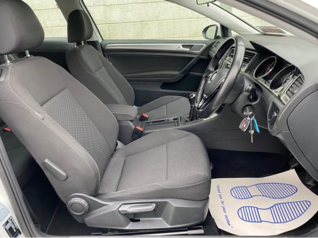 2019 Volkswagen Golf - thumbnail 8