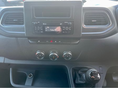 2023 Renault Master LM35 BUSINESS+ 2.3 BLUE DCI 135PS LWB €19,000 thumbnail