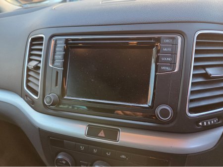 2017 Volkswagen Sharan TDI SE BLUEMOTION 150PS 5DR 2.0 7SEATS €19,950 thumbnail