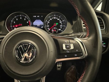 2014 Volkswagen Golf - thumbnail 27