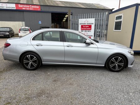 2021 Mercedes-Benz E Class - thumbnail 2