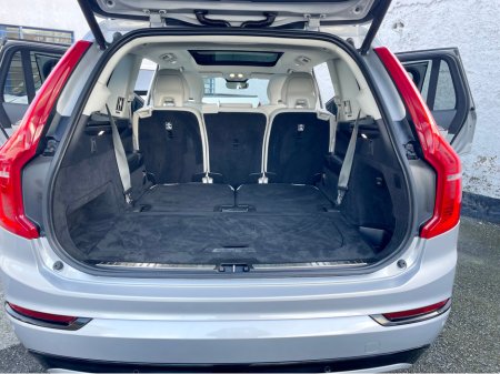 2023 Volvo XC90 - thumbnail 25