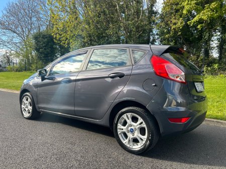 2015 Ford Fiesta - thumbnail 7