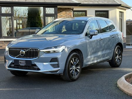 2023 Volvo XC60 T6 Recharge PHEV 350hp AT8 Core €46,450