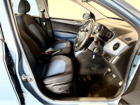 2017 Hyundai i10 - thumbnail 8