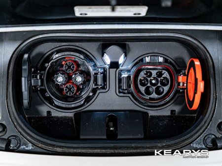 2022 Nissan Leaf - thumbnail 38