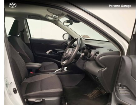 2024 Toyota Yaris Cross - thumbnail 8