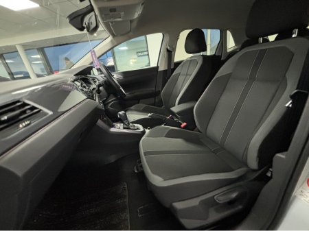 2018 Volkswagen Polo VOLKSWAGEN POLO 1.0 TSI DSG*REVERSE CAM & PARK ASSIST*ADAPTIVE CRUISE CONTROL*KEYLESS ENTRY & START*FINANCE AVAILABLE TRADE INS WELCOME* thumbnail