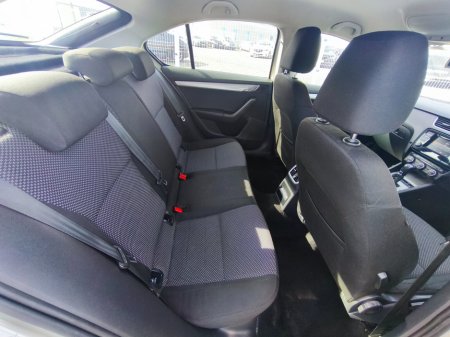 2015 Skoda Octavia - thumbnail 17