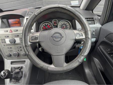 2007 Opel Zafira CLUB 1.6 I 16V €2,995 thumbnail