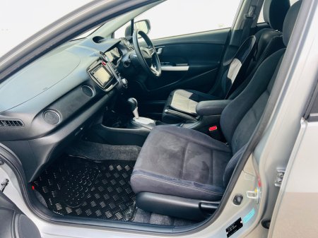 2013 Honda Insight - thumbnail 9